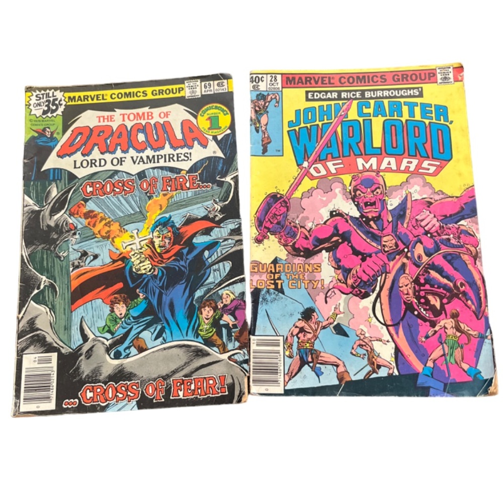 2 Marvel Comic Books // Dracula & Warlord